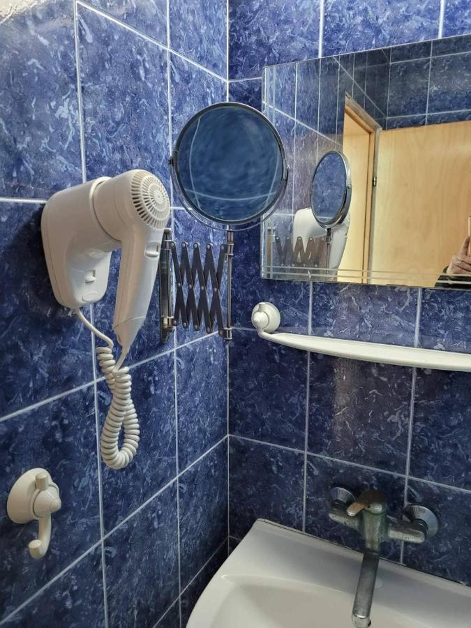 Veronika Hotel 3*